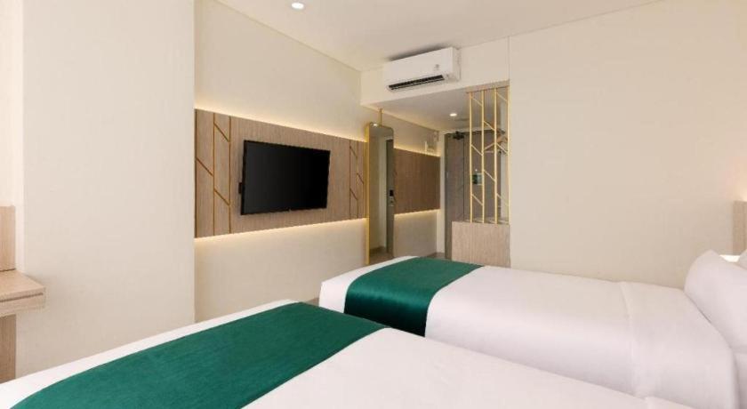 Elsotel Purwokerto By Daphna Management ภายนอก รูปภาพ